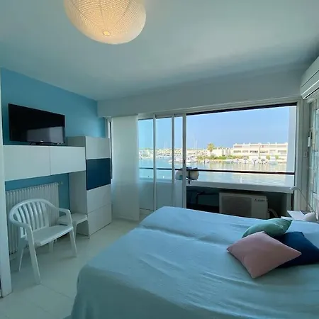 Marina Sur Port Camargue Apartment